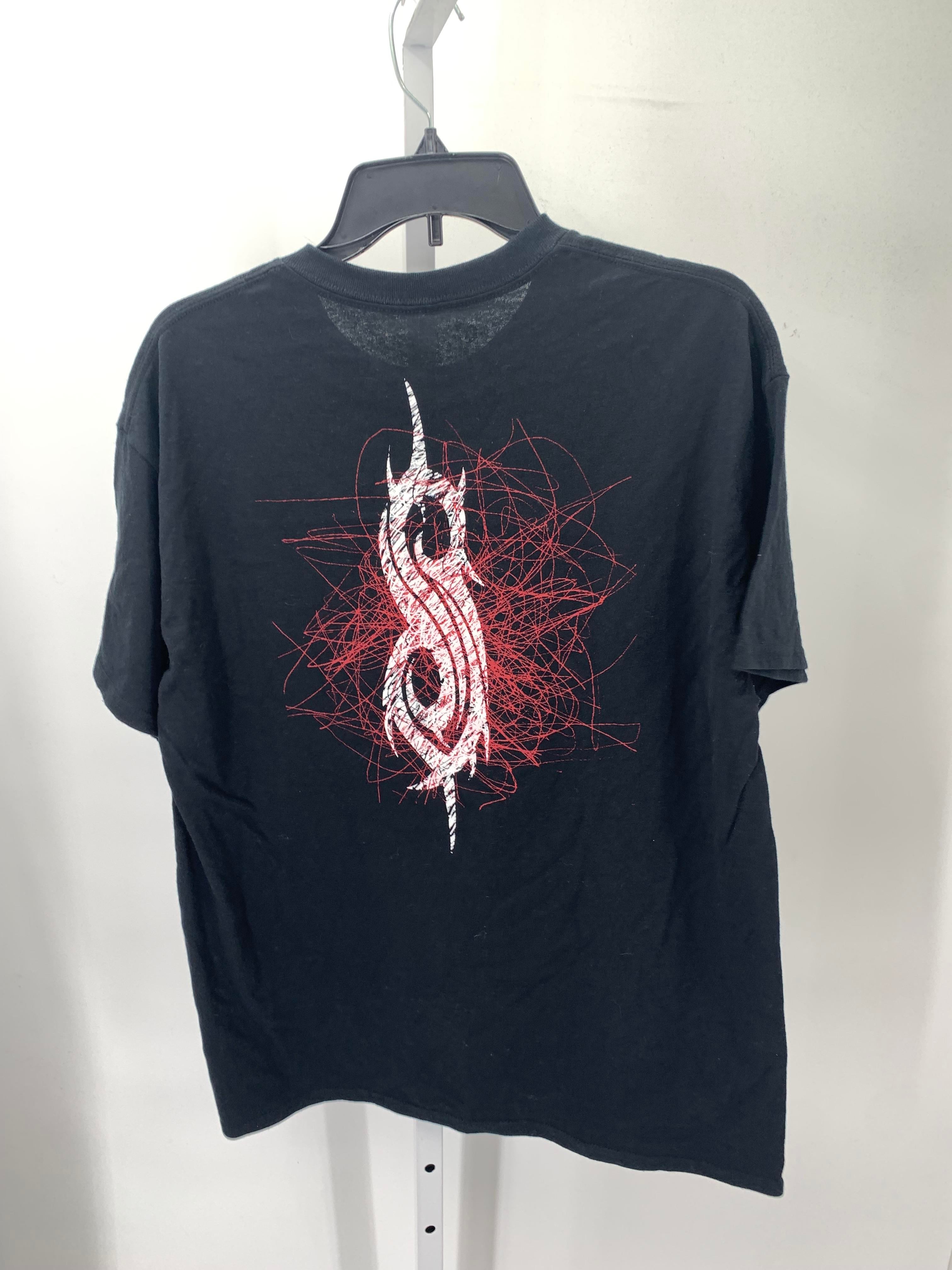 NEW GRAPHIC KNIT.