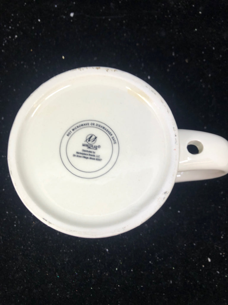 LARGE WHITE SNOWMAN MARSHMALLOW MUG.