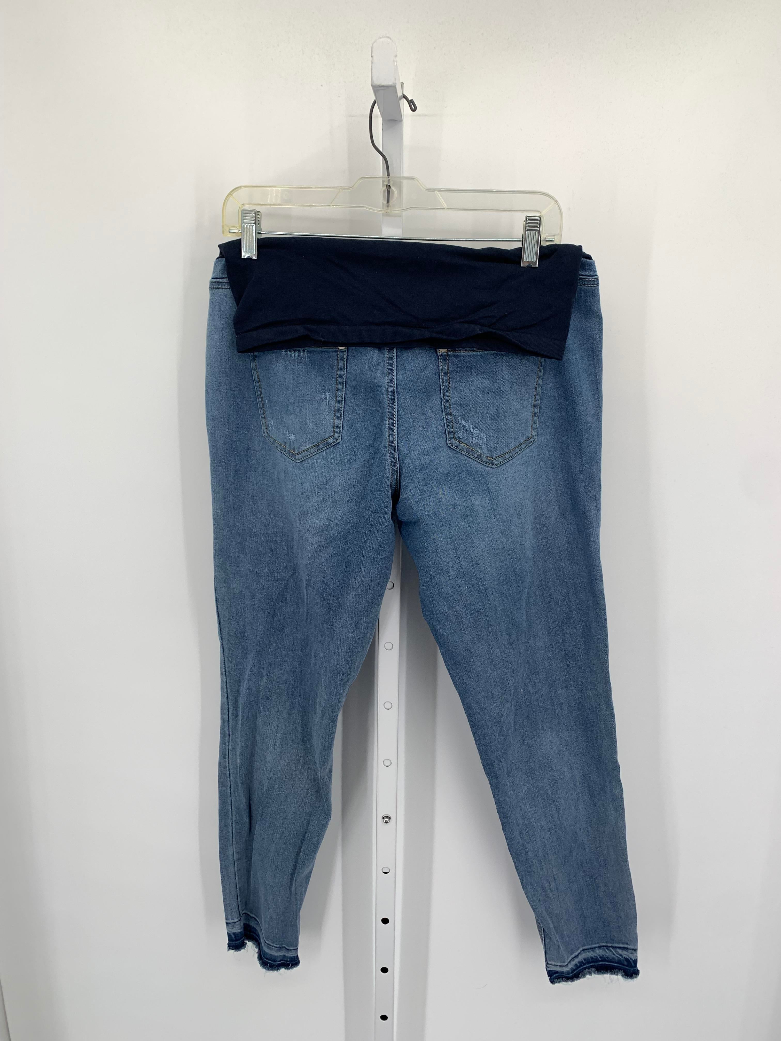 Time and Tru Denim Size Medium Maternity Jeans