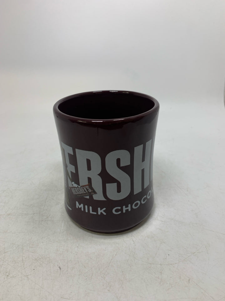 LARGE HERSHEY'S MUG.