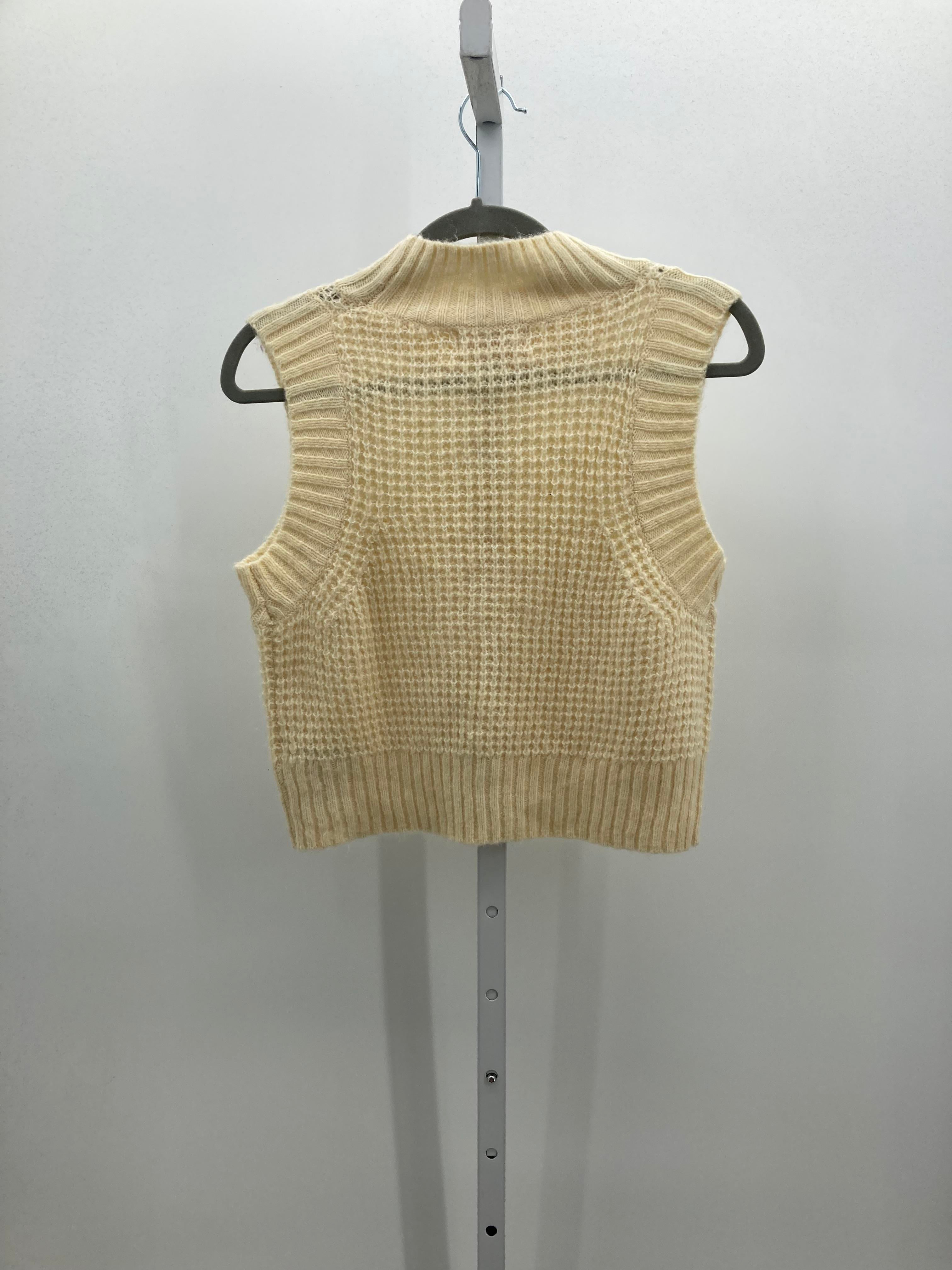 Jessica Simpson Size Medium Juniors Sleeveless Shirt
