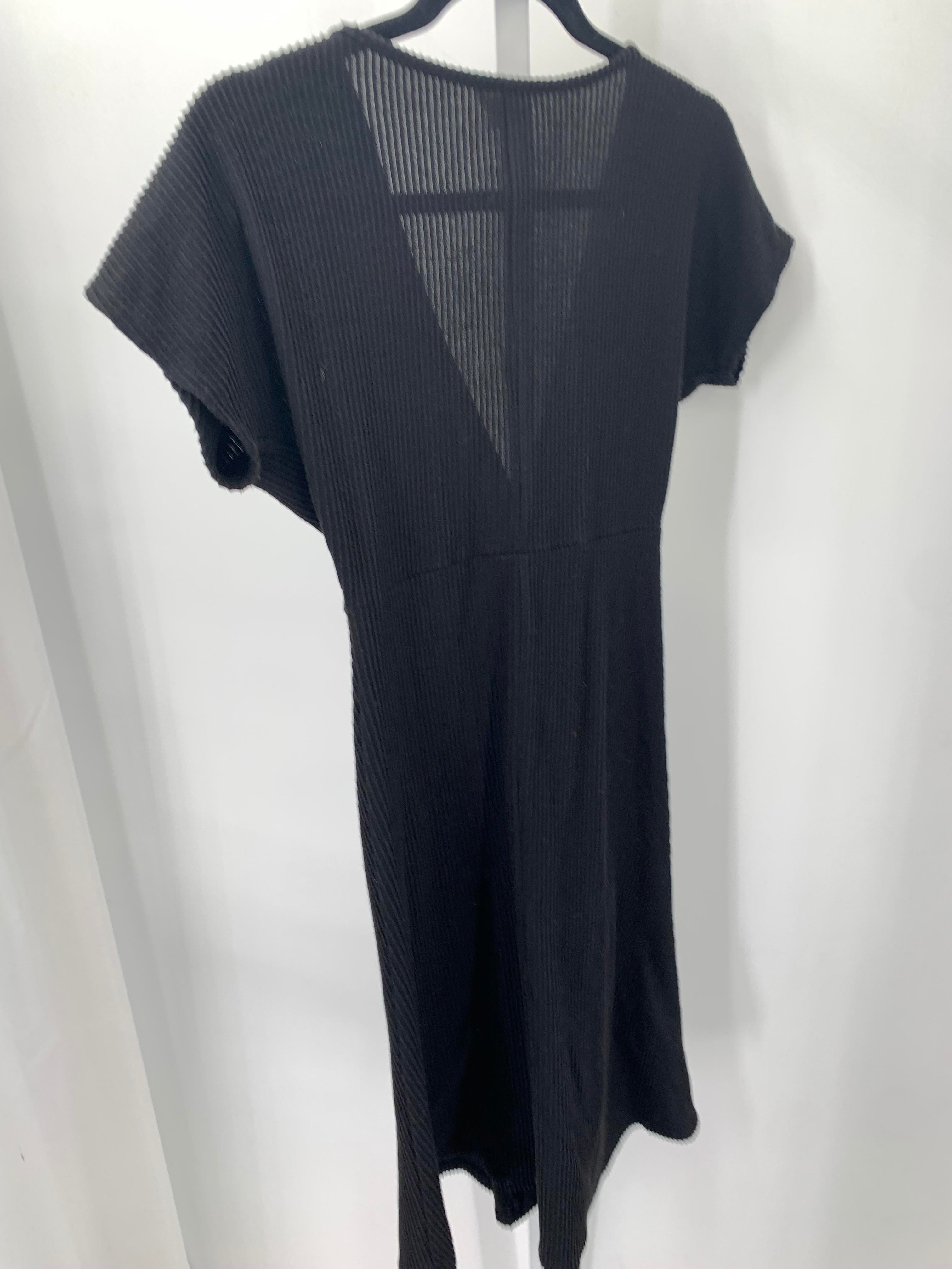 Size Small Juniors Short Sleeve Dress