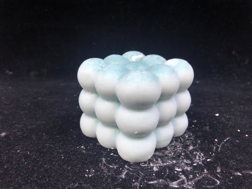 HANDMADE SOY WAX BLUE SQUARE BALL CANDLE.