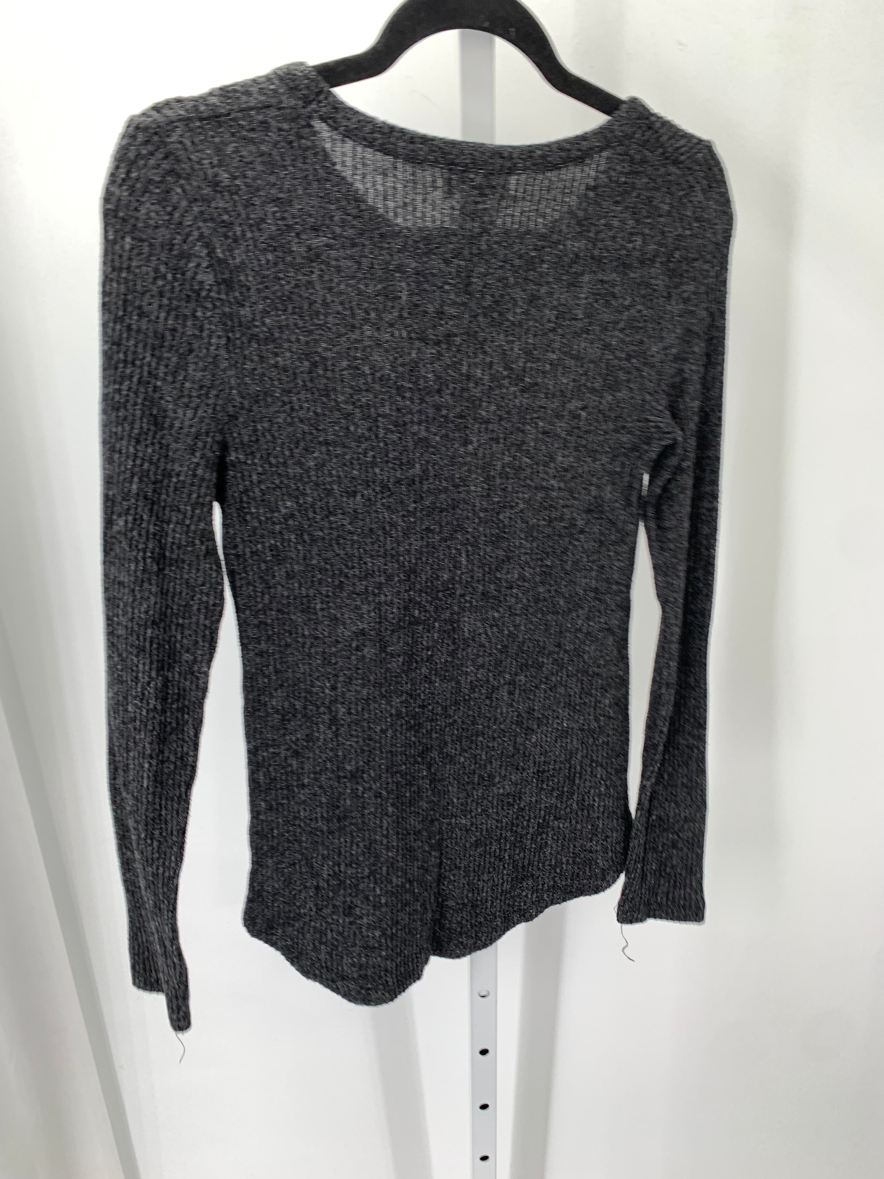 Old Navy Size X Small Misses Long Sleeve Shirt