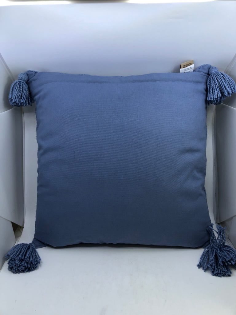 LT BLUE PILLOW W/TASSLES.