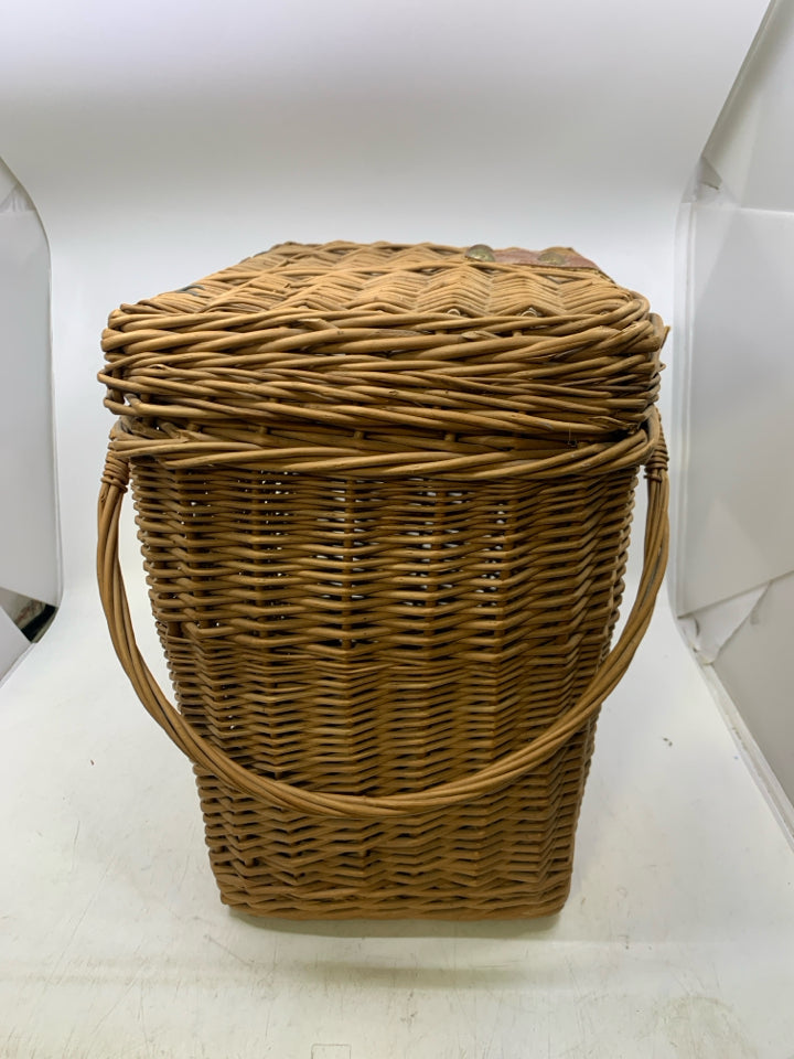 VTG TALL CARMEL COLORED BASKET W/ HANDLES METAL HARDWARE/LEATHER STRAP.