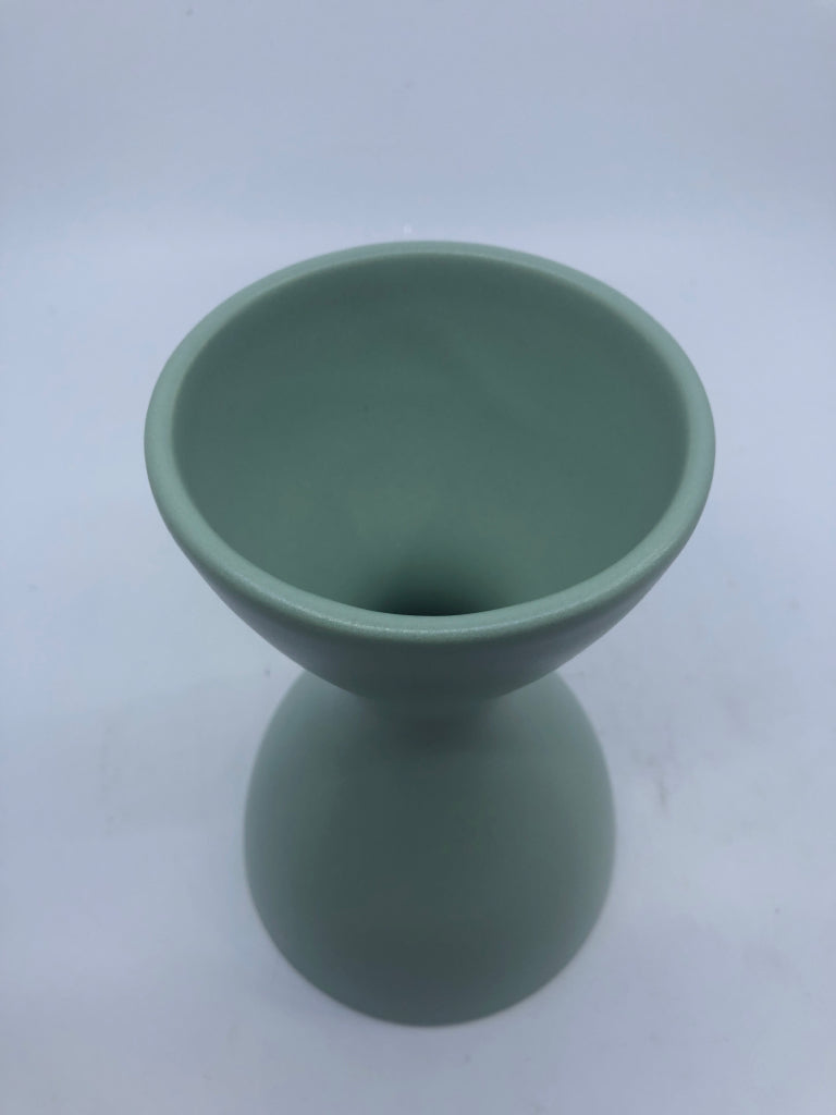 TEAL HOURGLASS VASE.