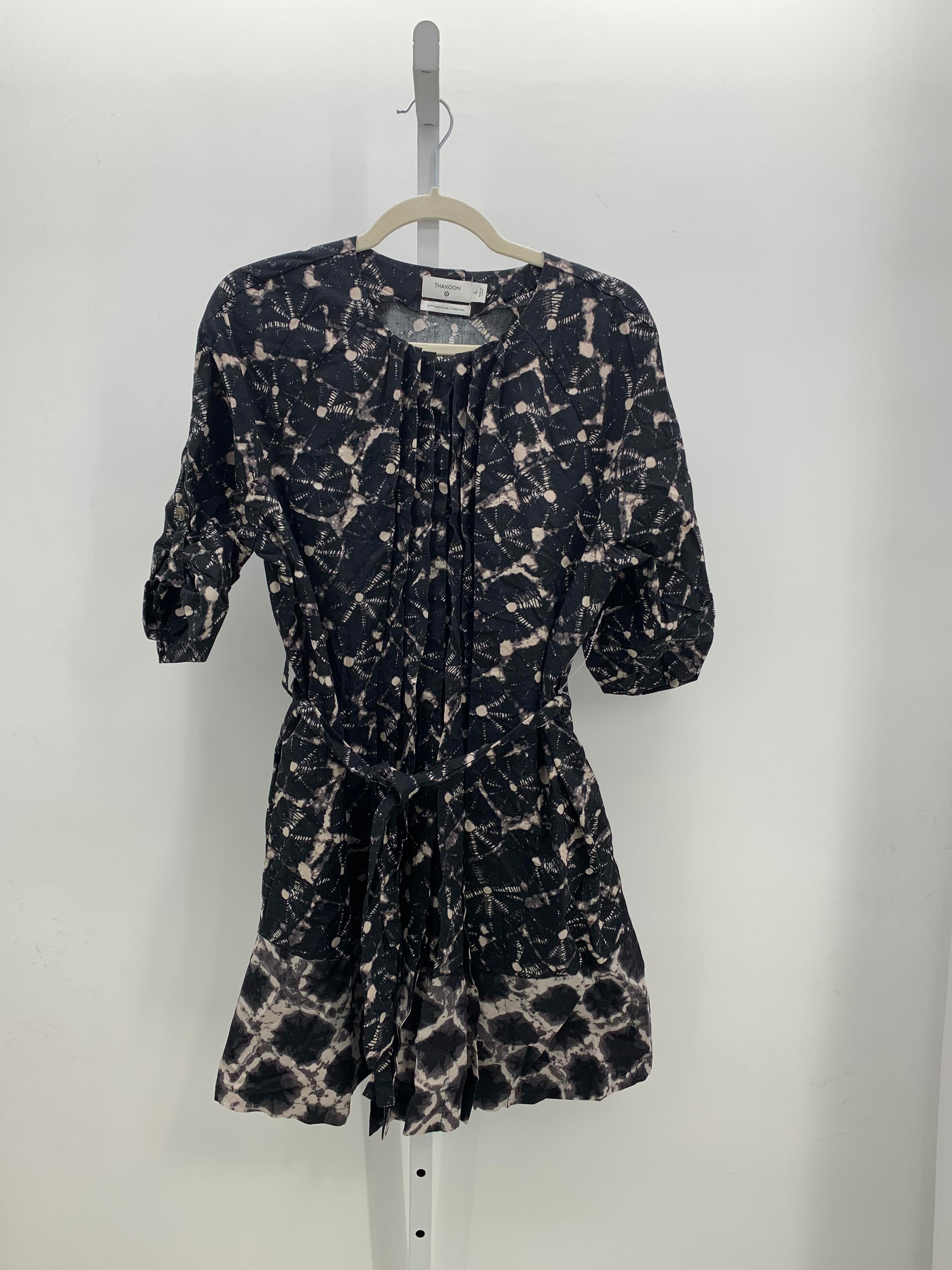 Size Large Misses Short Sleeve Dress