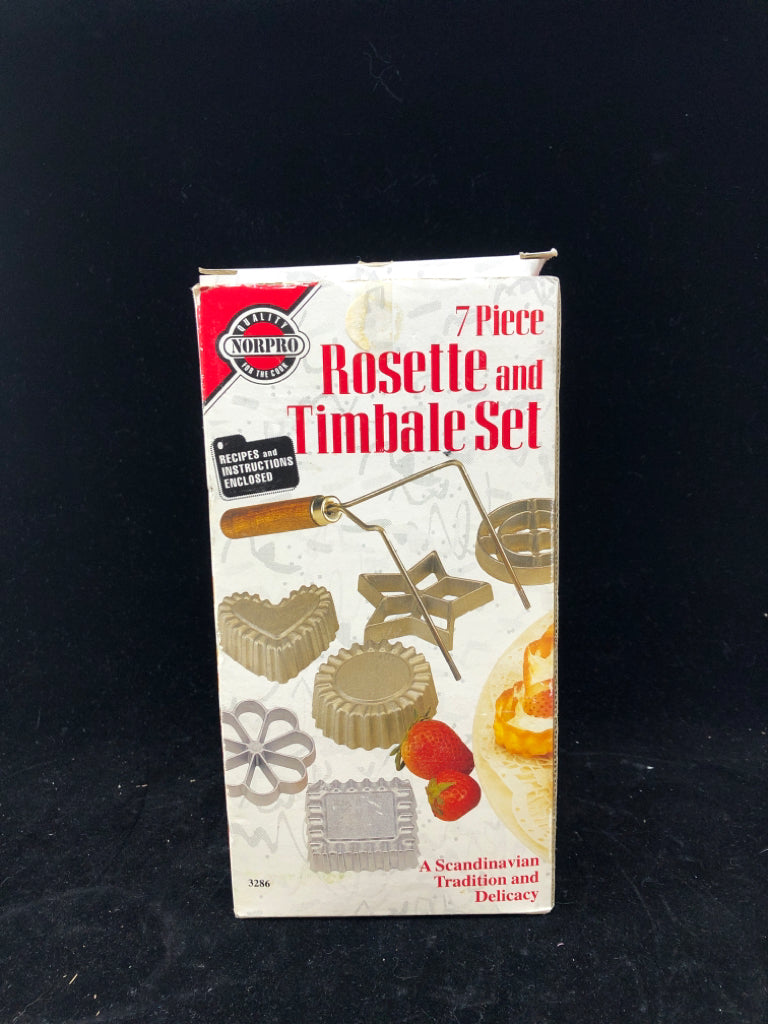 7PC ROSETTE AND TIMBALE SET IN BOX.