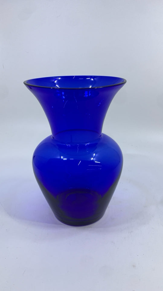 COBALT BLUE WIDE RIM VASE.