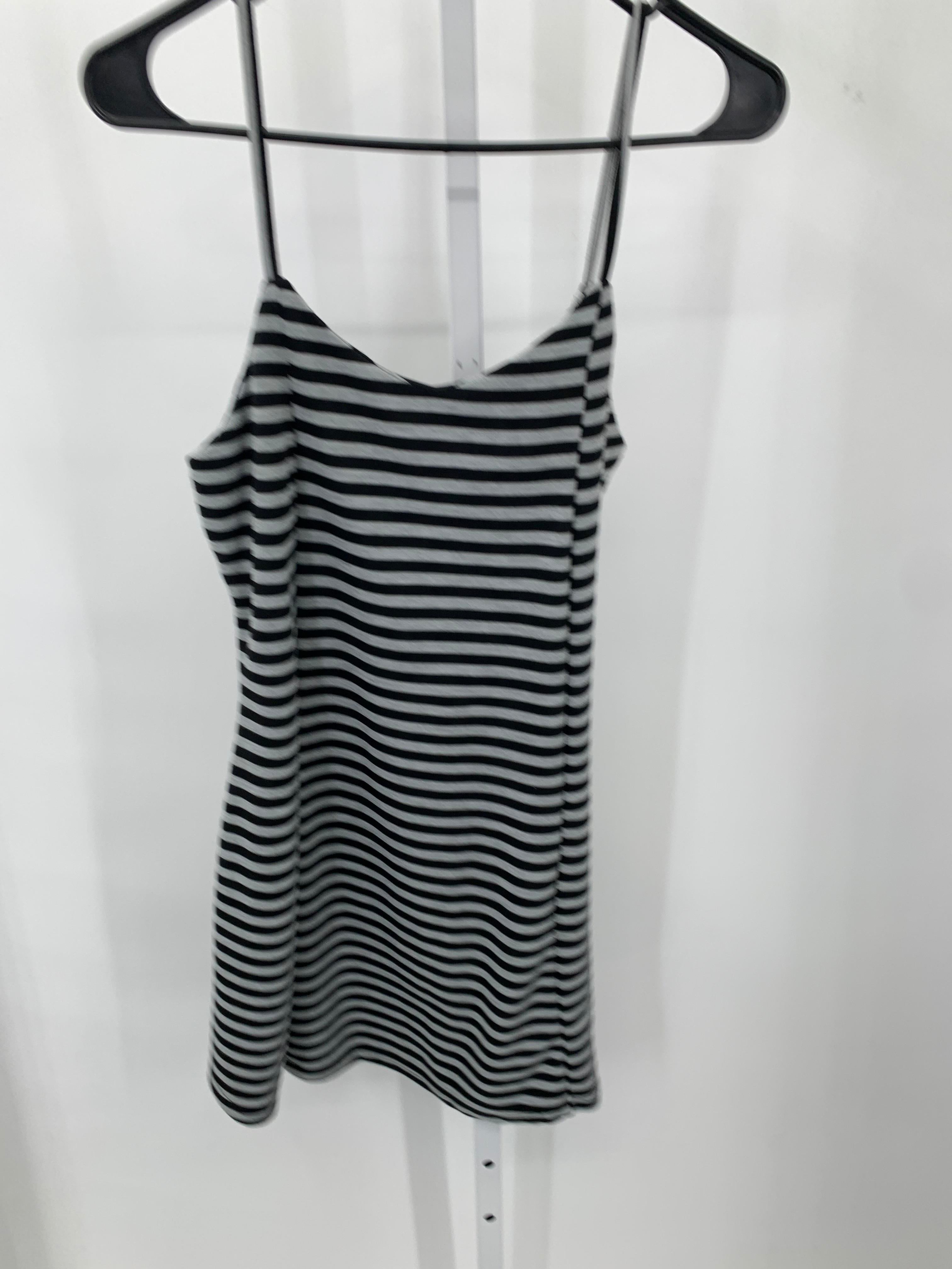 Olive & Oak Size Small Juniors Sundress