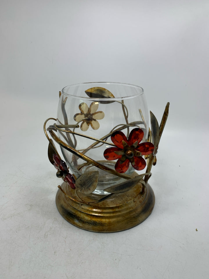METAL BASE W/ RED FLOWERS W/ GLASS INSERT.