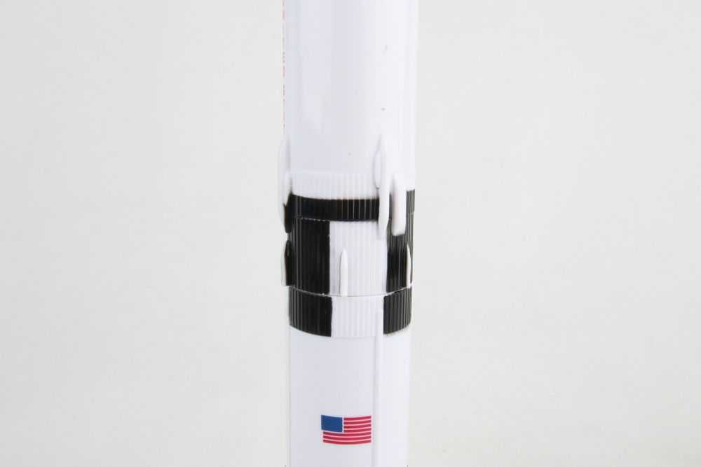 Space Adventure Saturn V Model