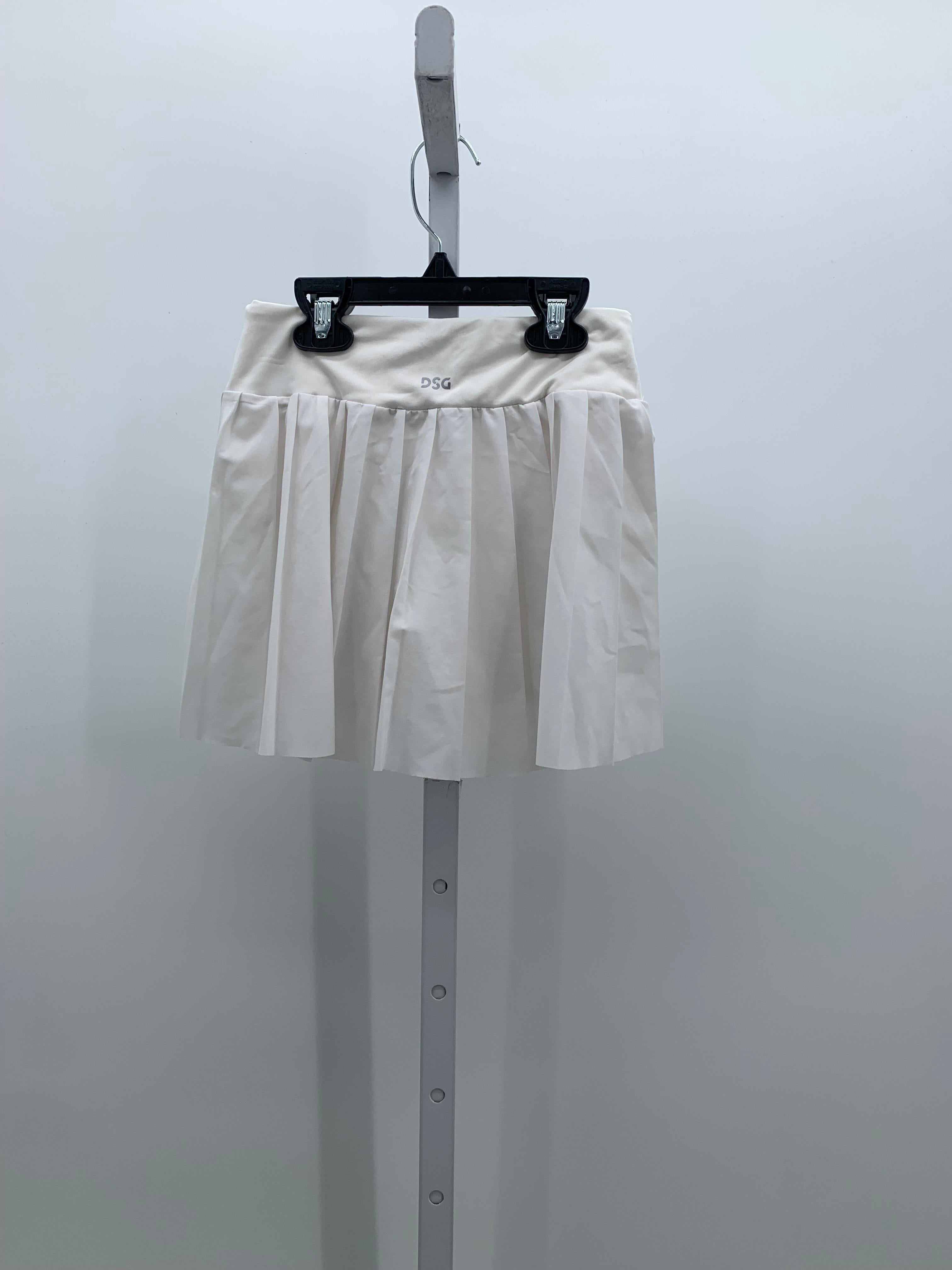 DSG Size 8-9 Girls Skort