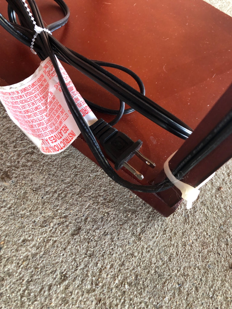 FABRIC SHADE SHELF FLOOR LAMP.