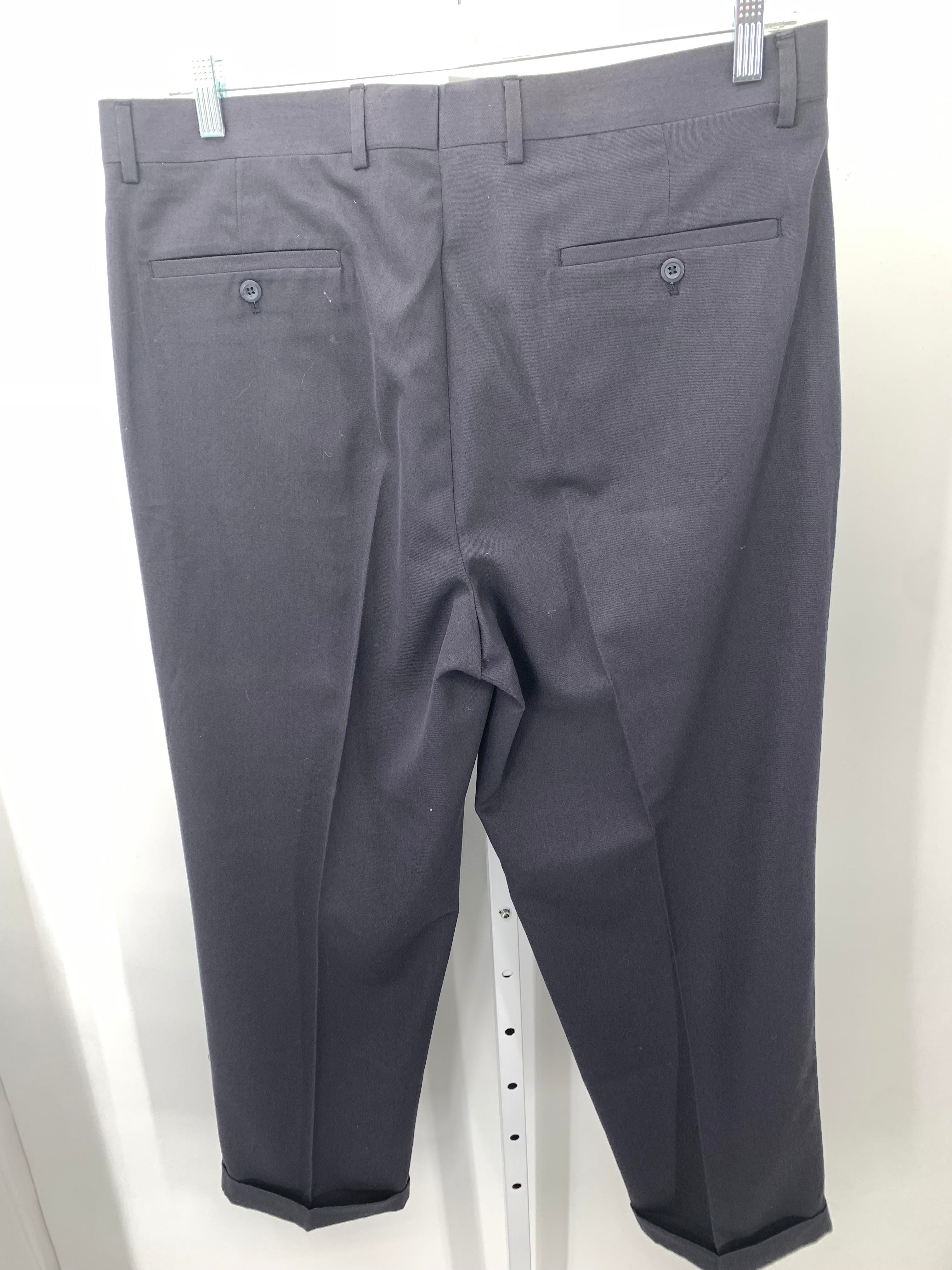 NEW PLEATED FRONT PANTS.