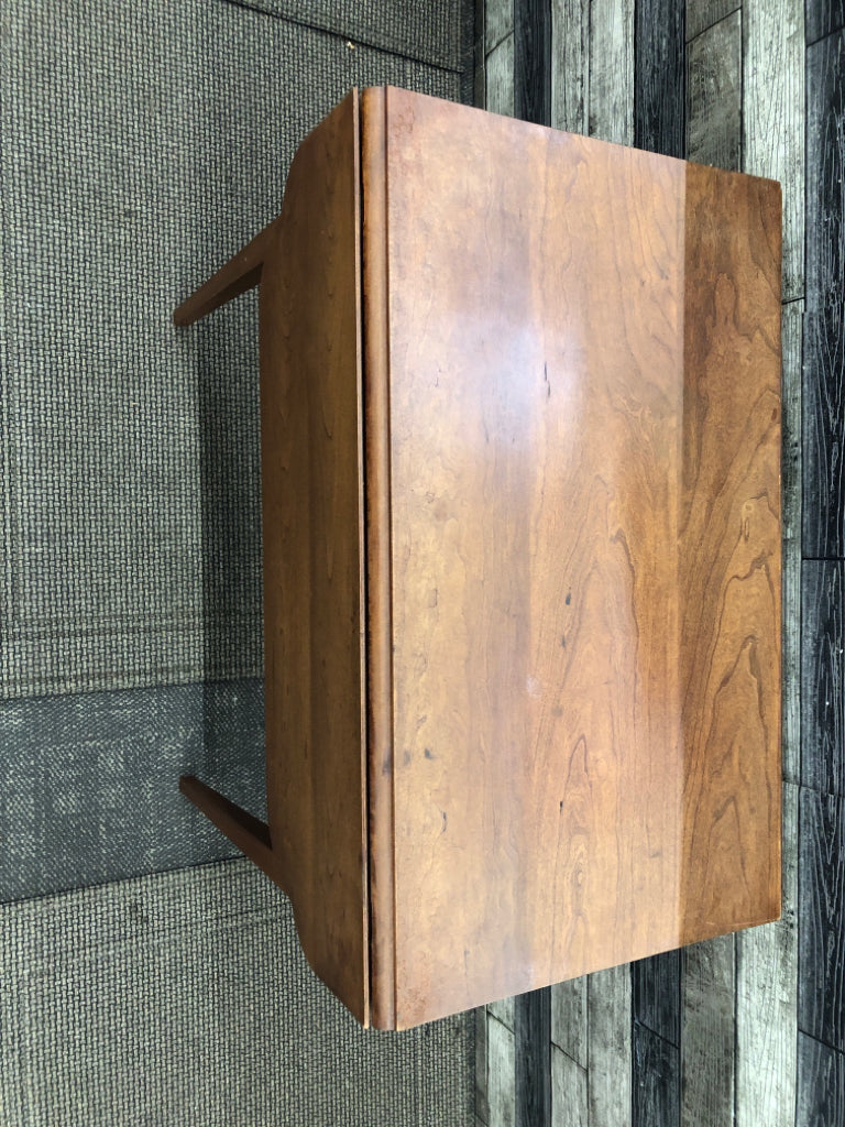 SMALL WOOD FLIP TOP TABLE.