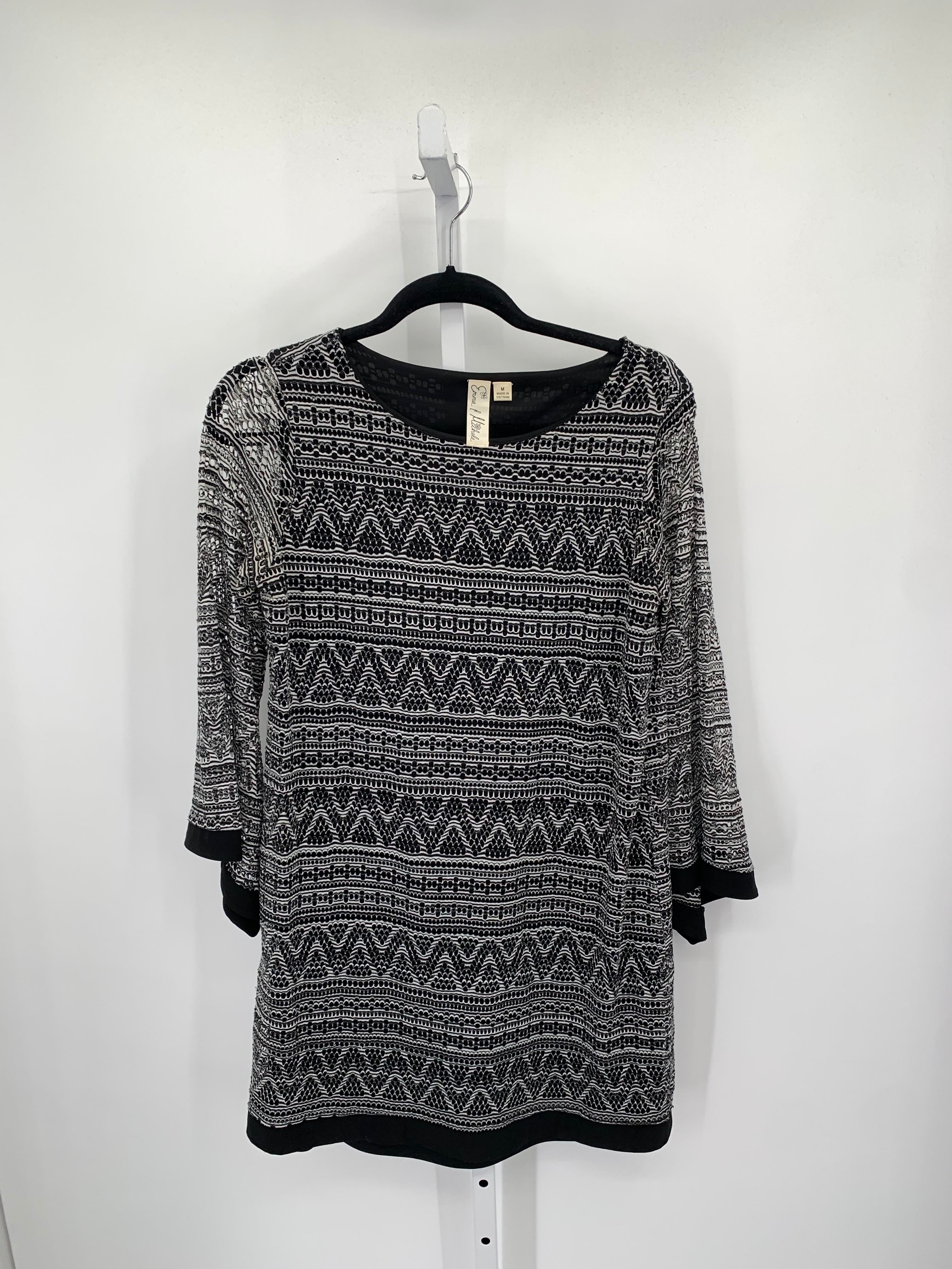 Size Medium Misses Long Sleeve Dress