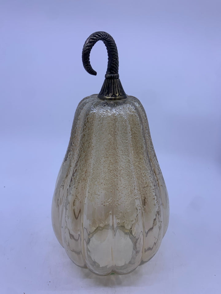 GLASS PUMPKIN W/ METAL STEM TEXTURED TOP.