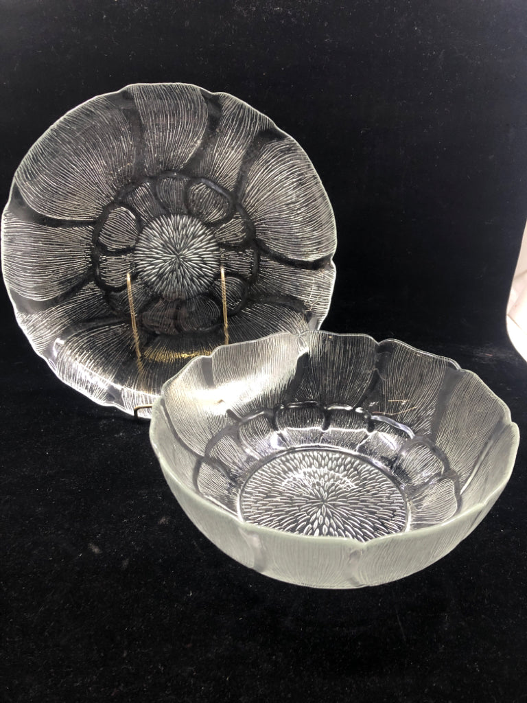 2PC TEXTURE FLORAL SERVING SET, PLATE AND BOWL.