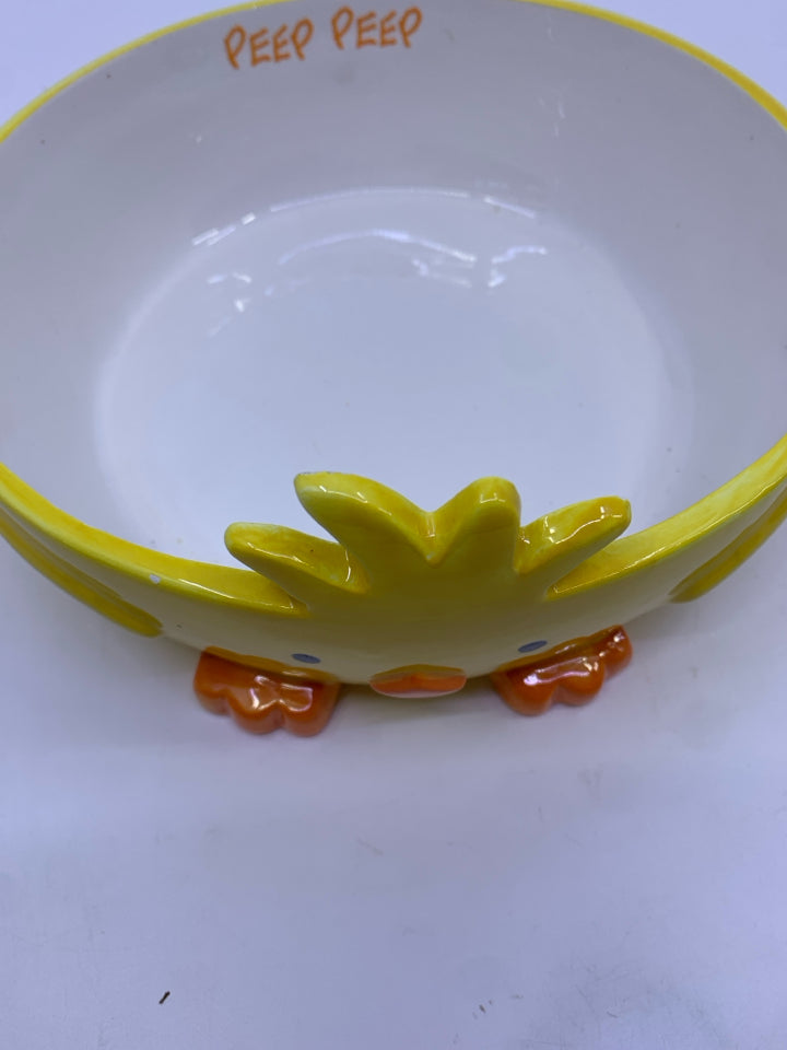 SHALLOW CERAMIC CHICK BOWL.