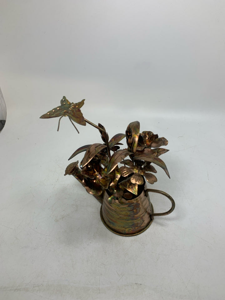 WATERING CAN W/ FLOWERS MUSIC BOX DERKELEY DESIGNS.