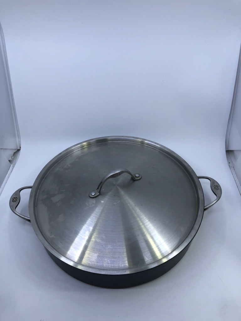 LARGE SAUTÃ‰ PAN W LID.