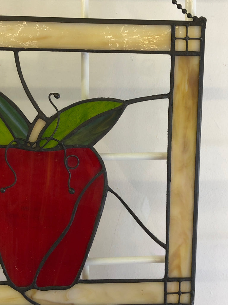 STAIN GLASS APPLE SUN CATCHER.