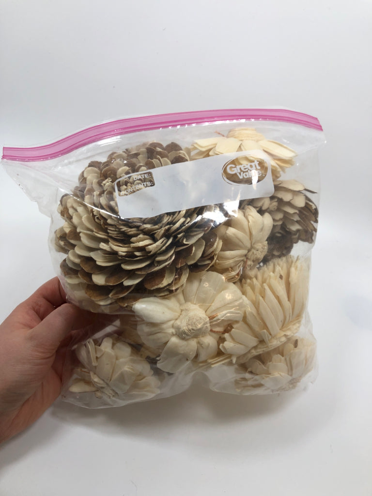 RUSTIC FOAM FLORALS IN BAG.