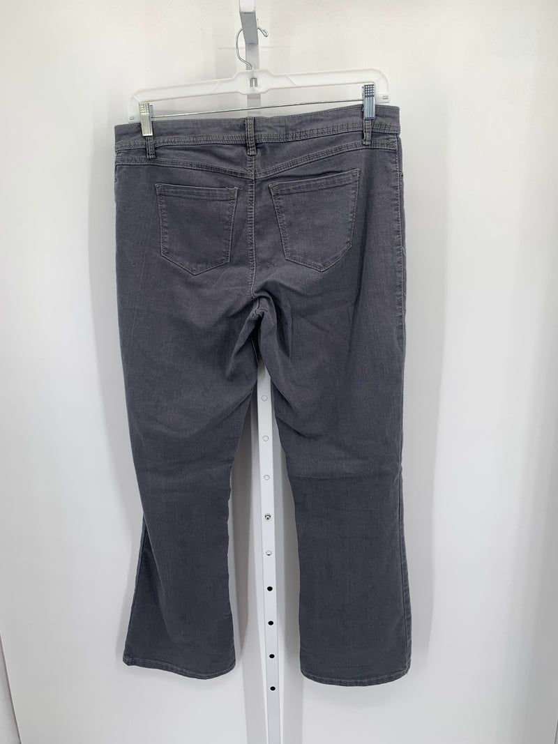 St. Johns Bay Size 14 Misses Jeans