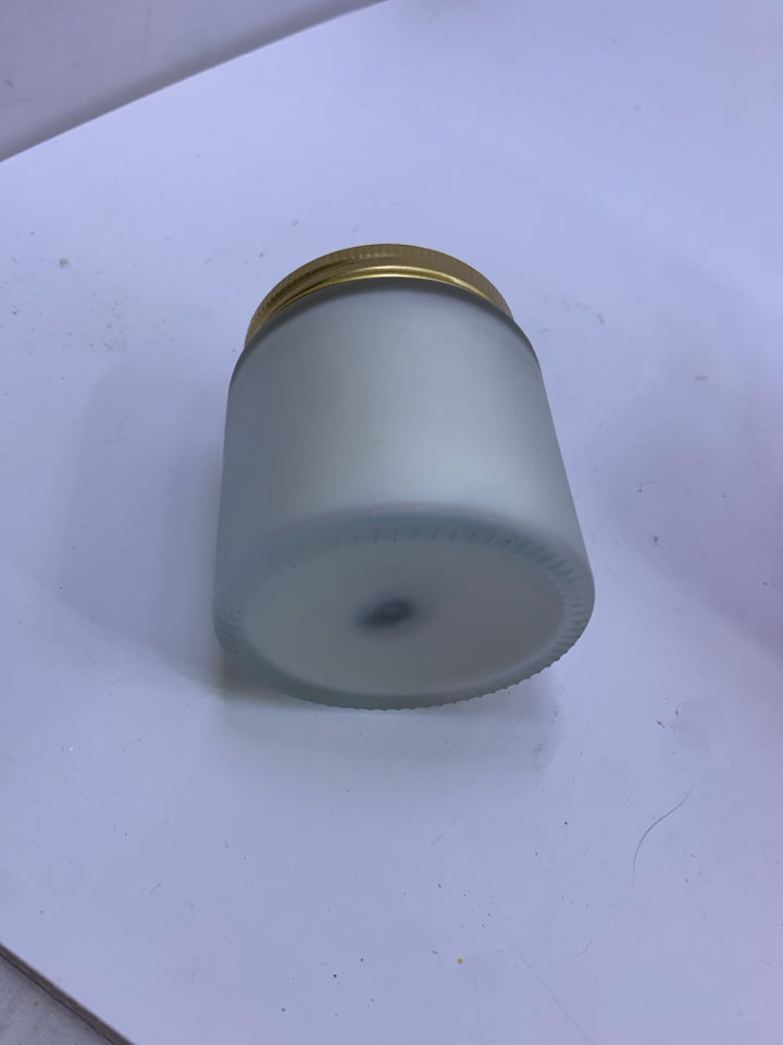 NIB THANK YOU CANDLE-AROMA.