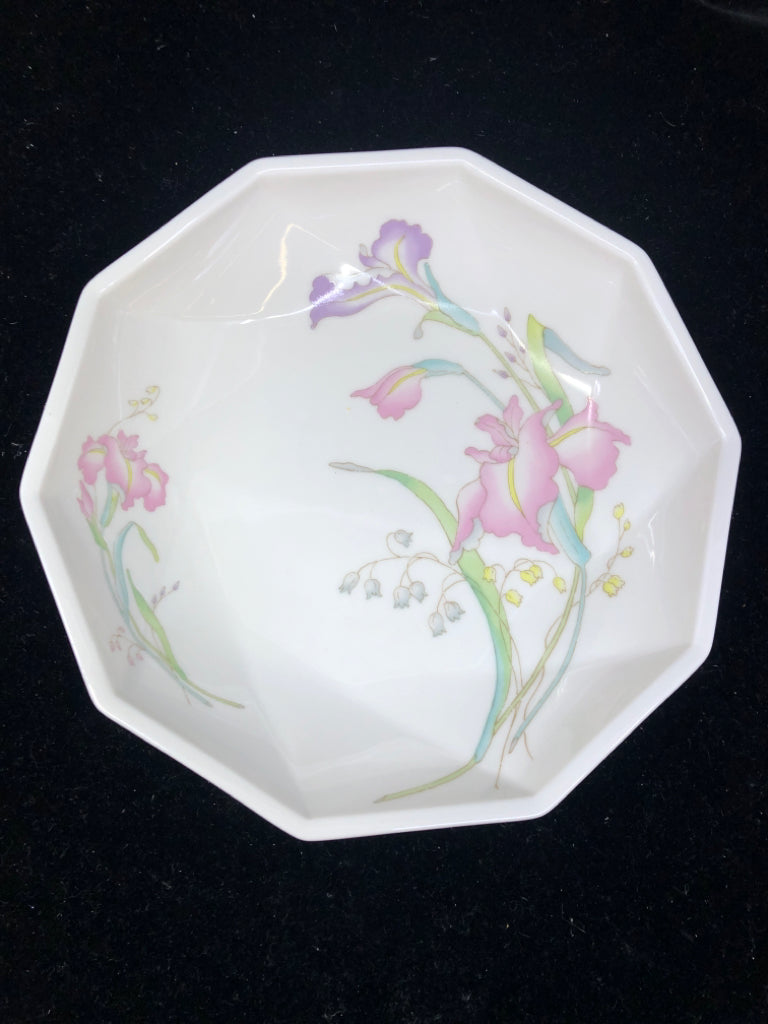 VTG PINK IRIS FLORAL SERVING BOWL.