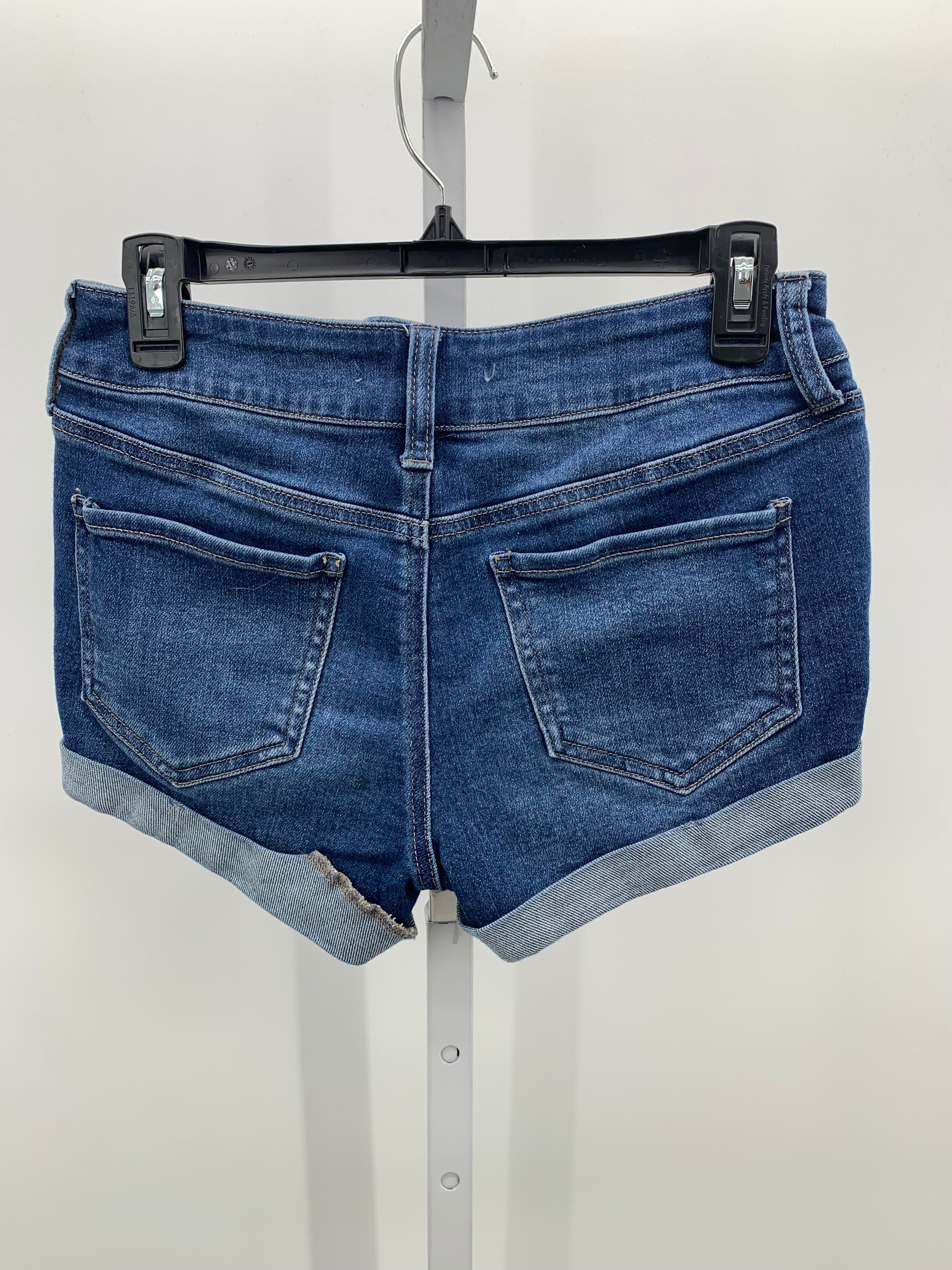 SO Size 7 Juniors Shorts