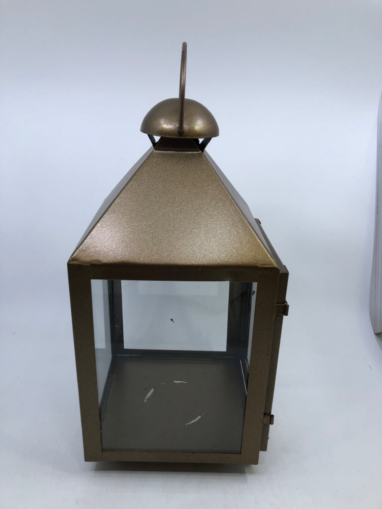 GOLD DECORATIVE LANTERN.