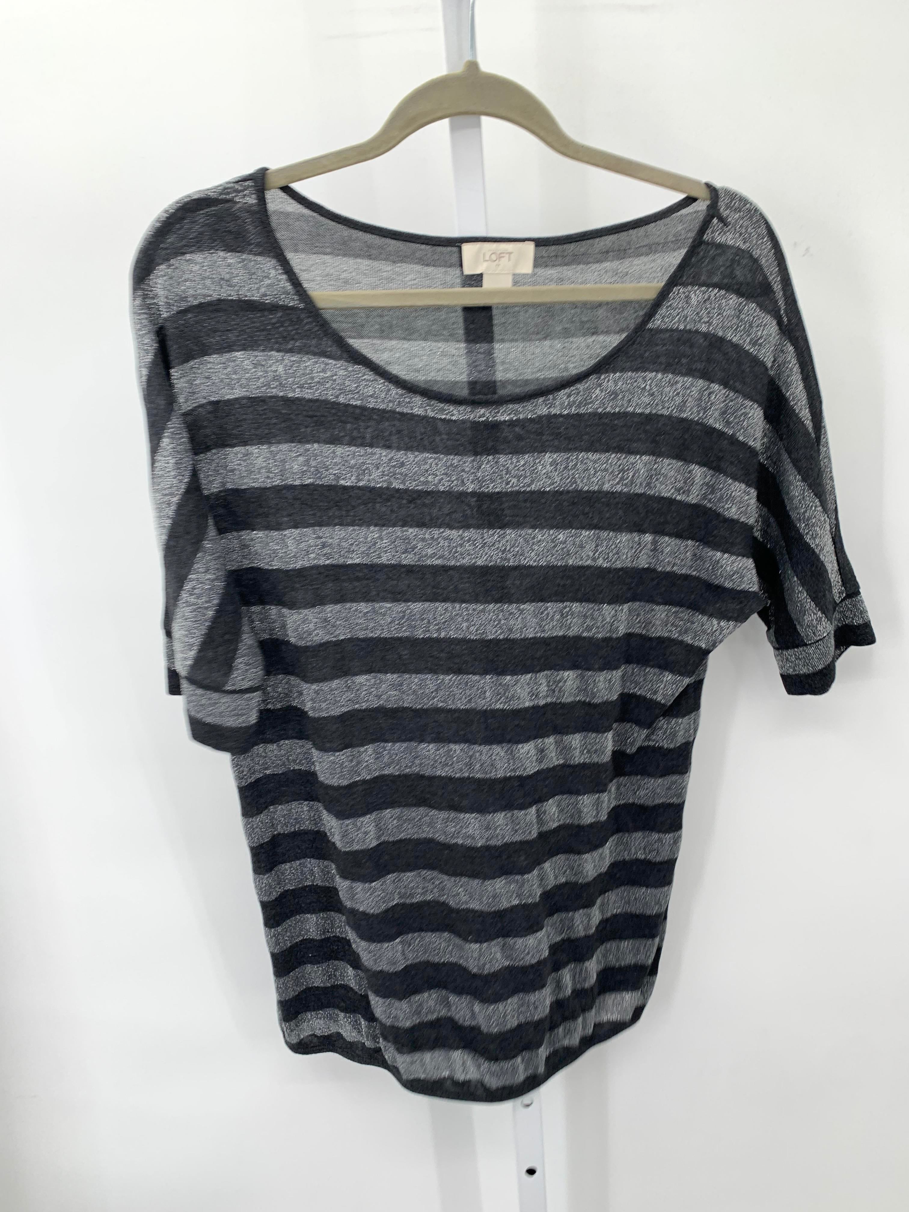 Loft Size Medium Misses Short Sleeve Shirt
