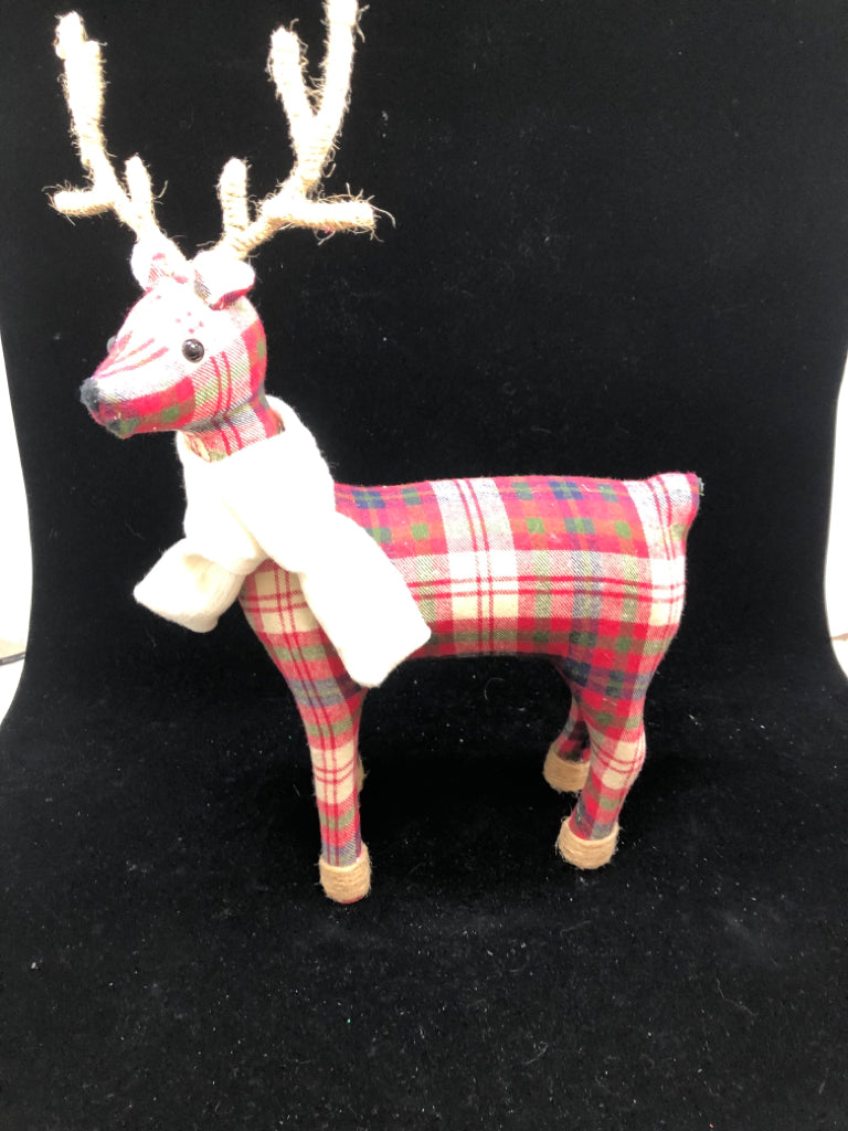 PLAID REINDEER.