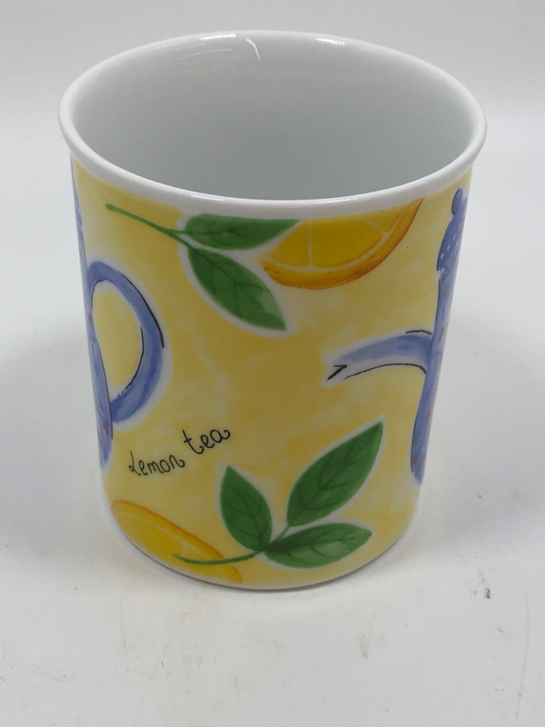 TEAPOT PAINTED MUG.