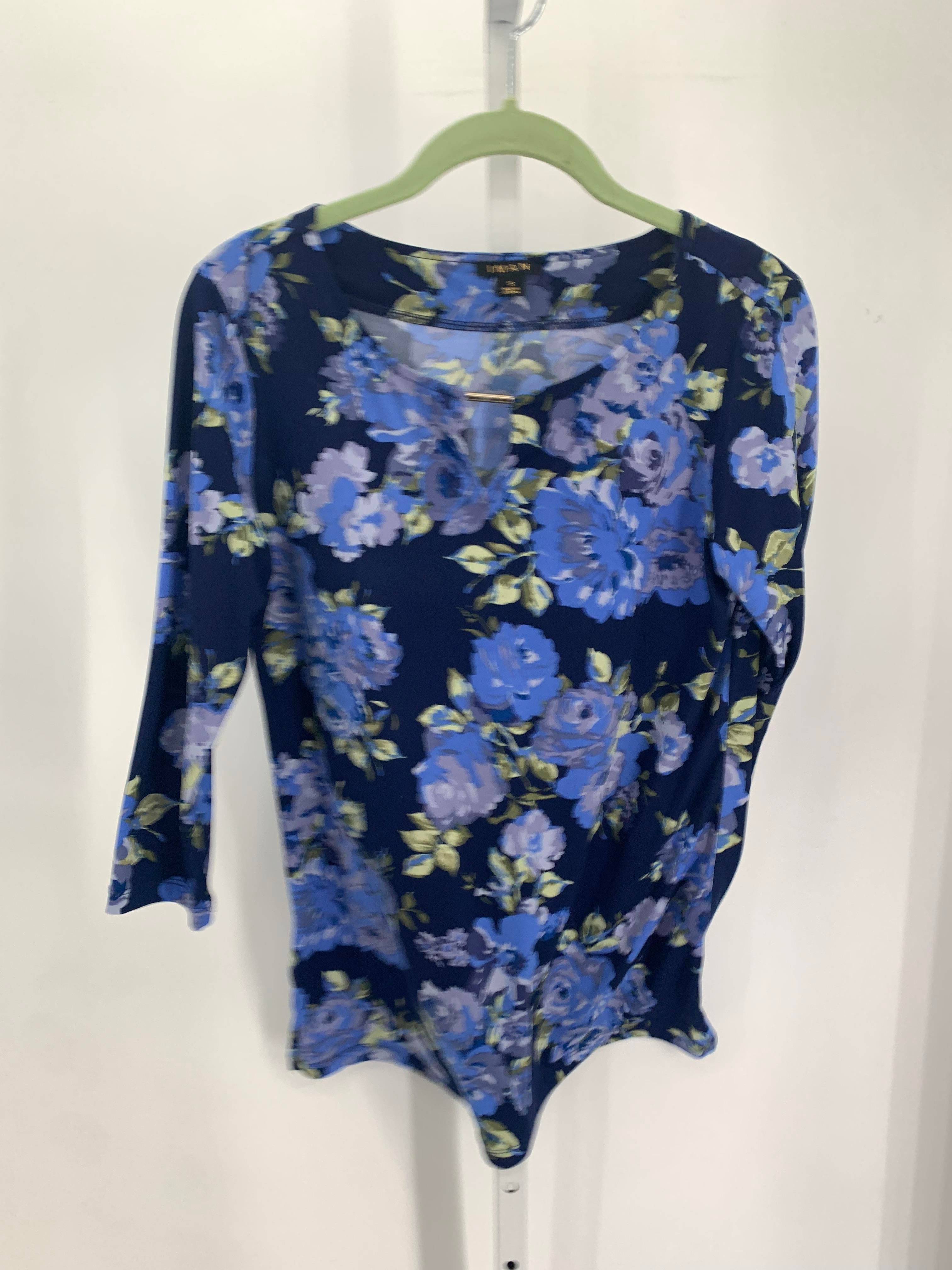 Size Small Misses 3/4 Sleeve Shirt