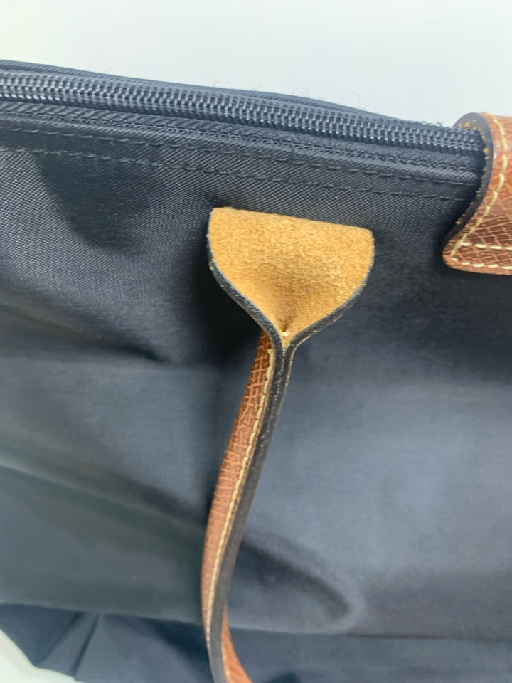 Longchamp Le Pliage Medium Foldable Nylon Shoulder Tote