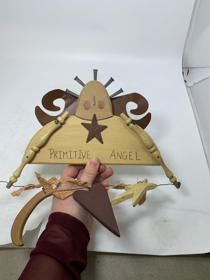 WOOD PRIMITIVE ANGEL W.