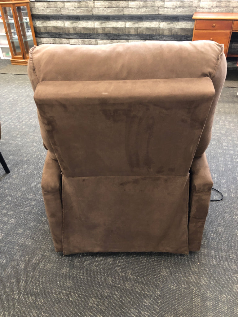 BROWN SUEDED ELECTRIC RECLINER.