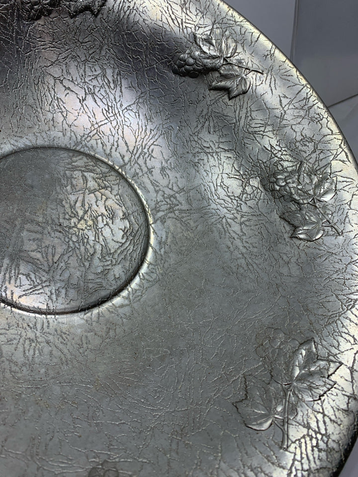 ALUMINUM CRACKLE CENTERPIECE BOWL.