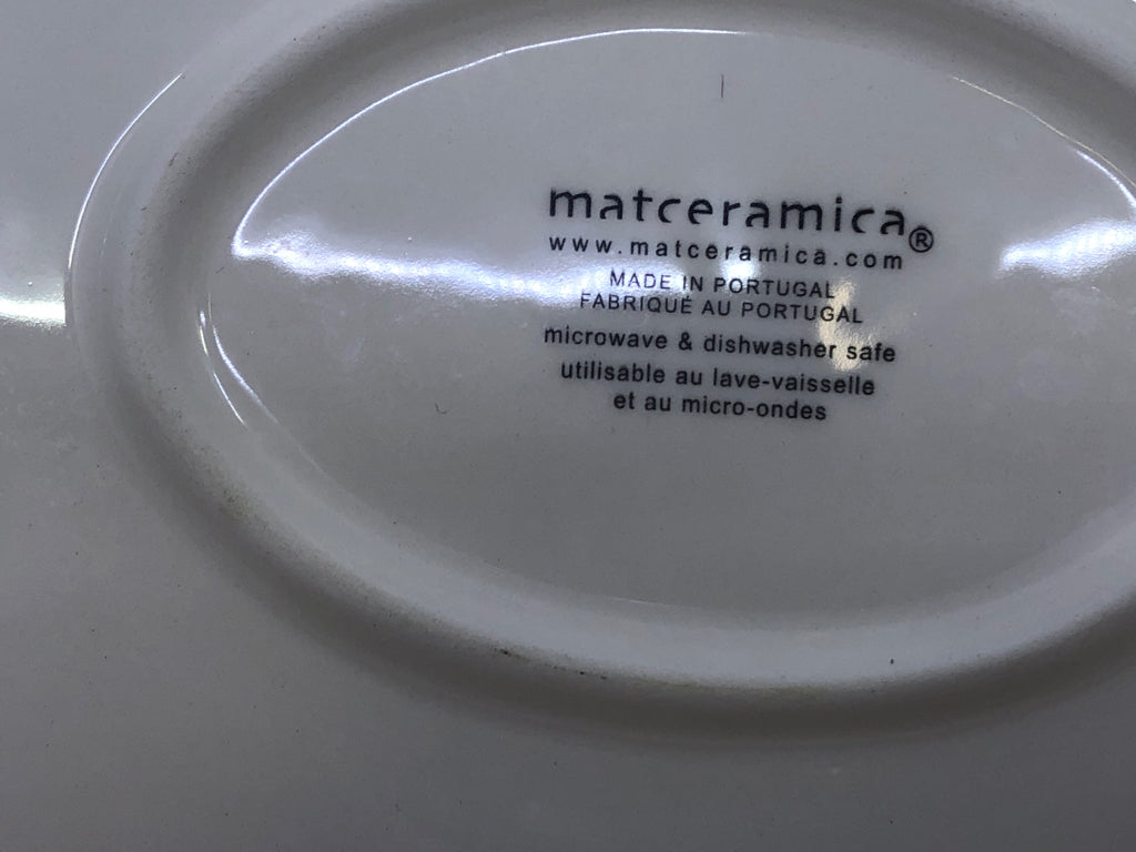 2 OVAL CREAM SCROLL DESIGN PLATTERS.