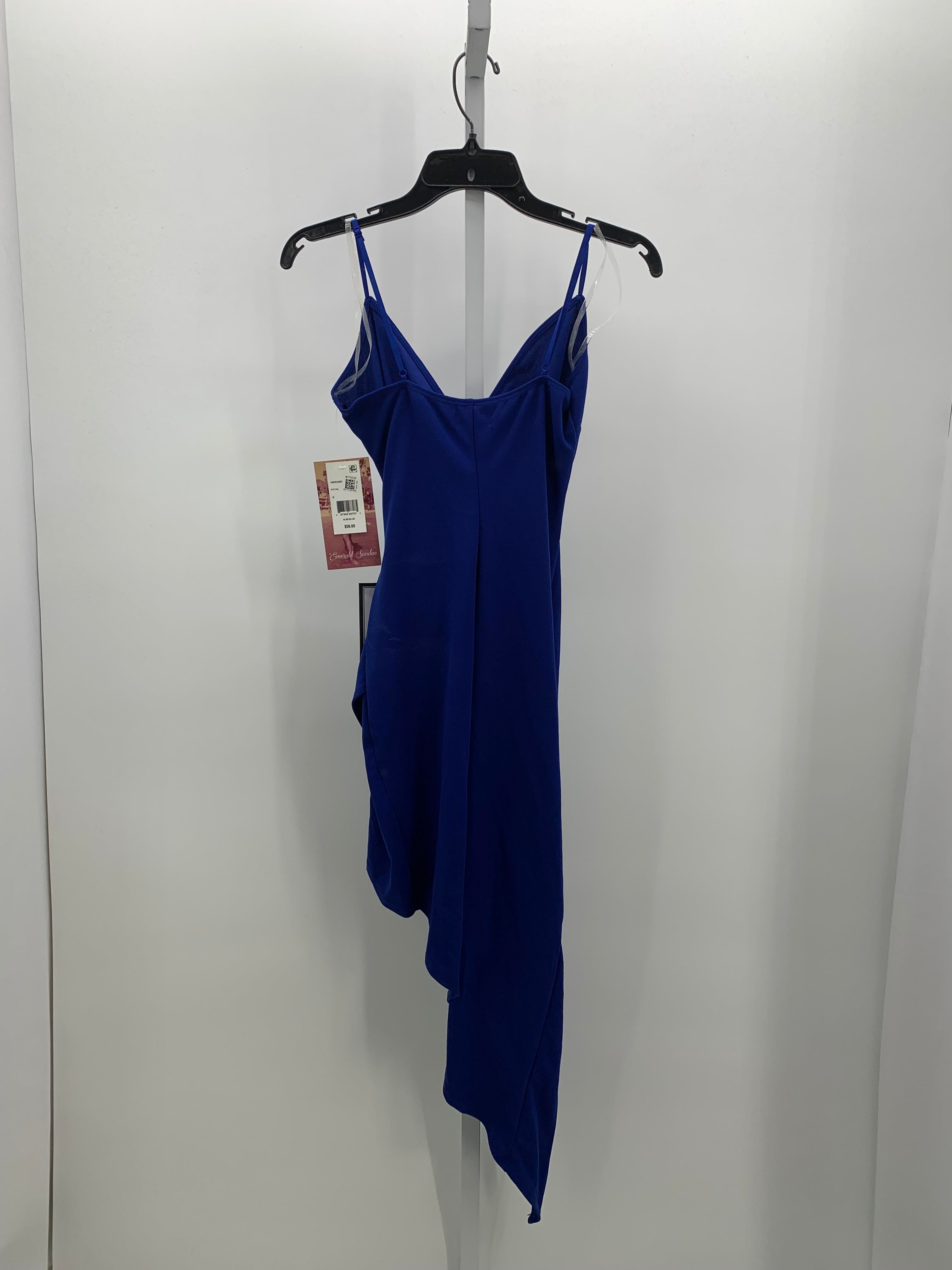 Size Small Misses Sleeveless Dress