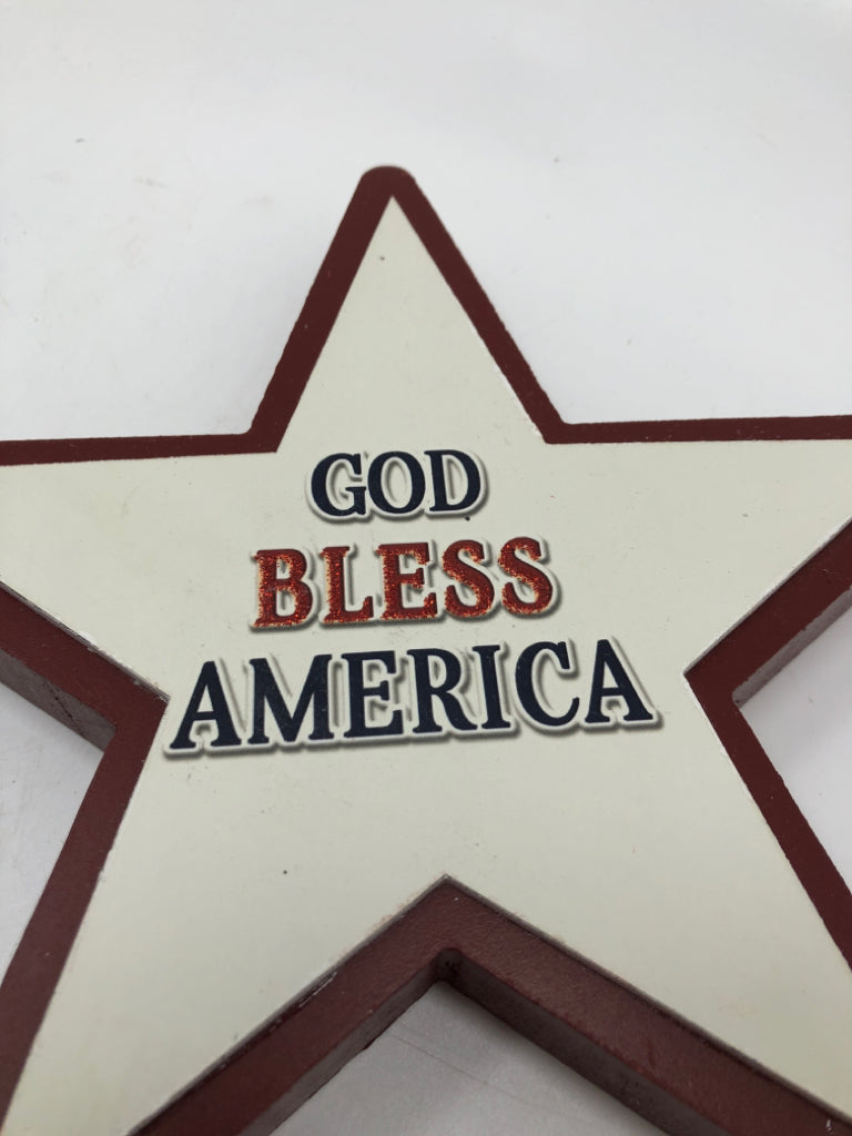 BLESS AMERICA RED WOOD STAR DECOR.