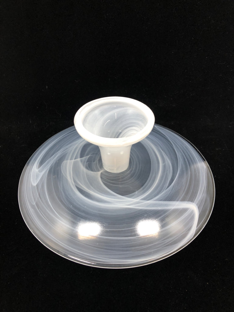 FROSTED SWIRL GLASS DESSERT PLATE.