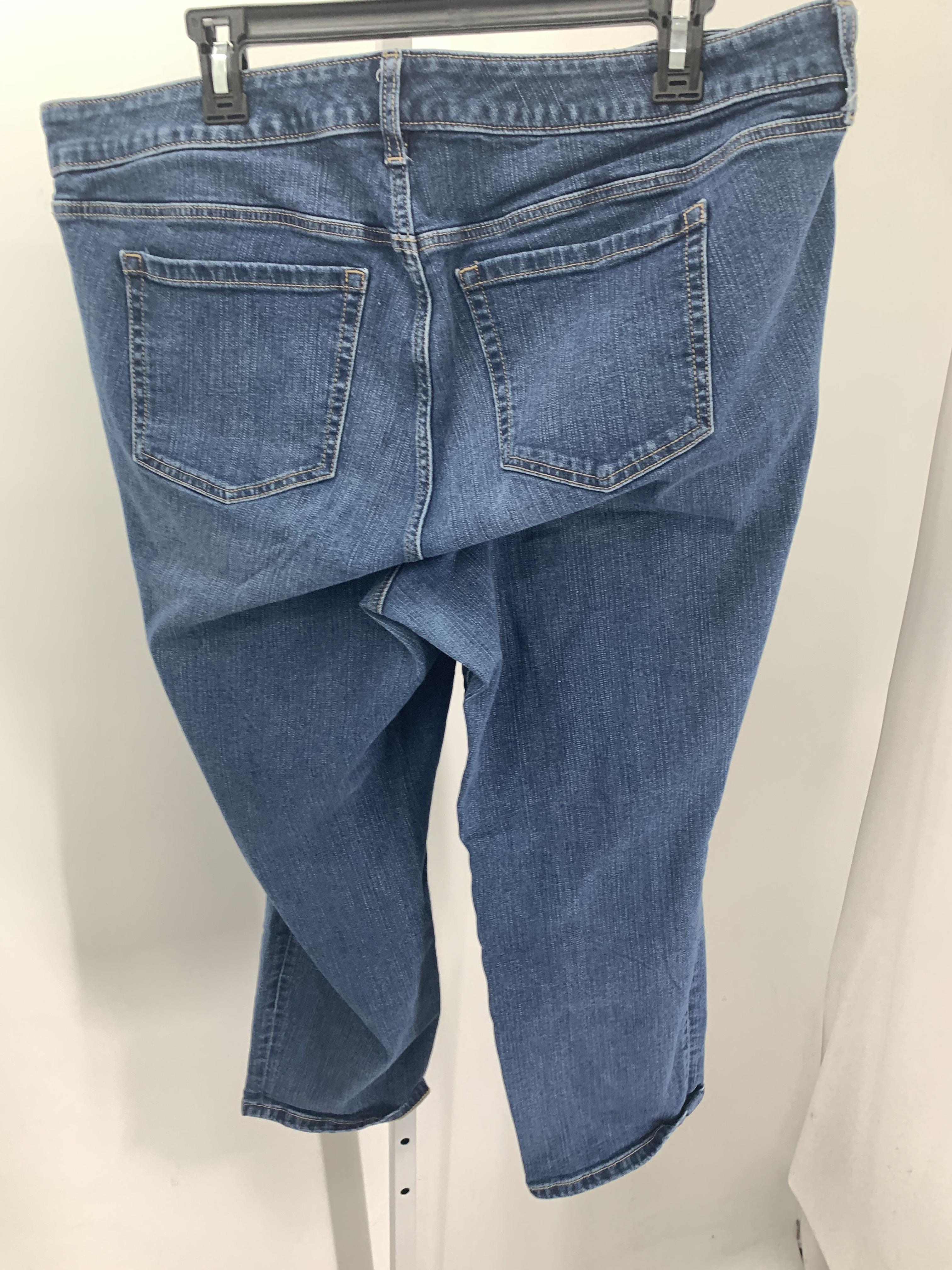 Torrid Size 18 W Womens Cropped Pants