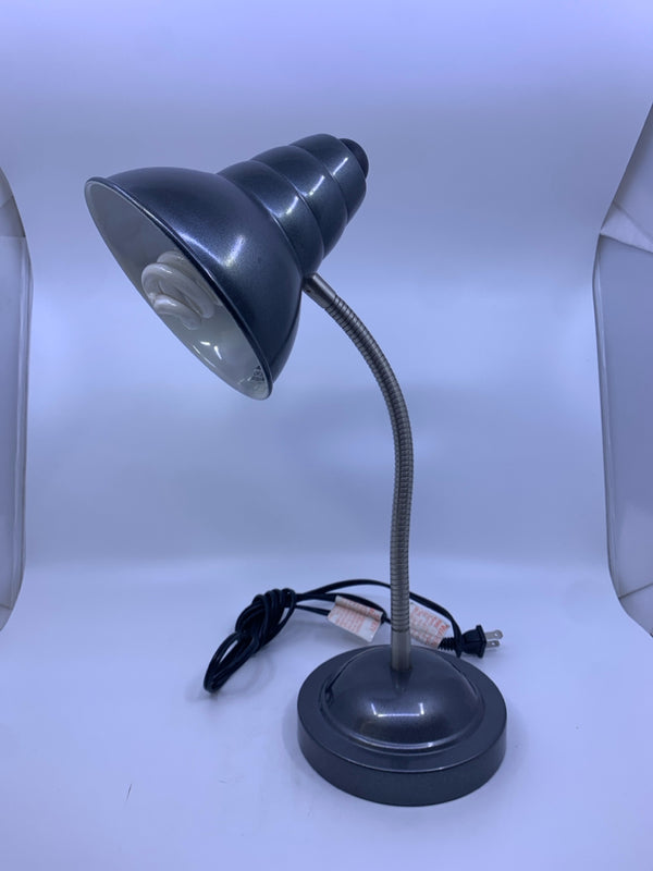 GRAY ADJUSTABLE DESK LAMP.