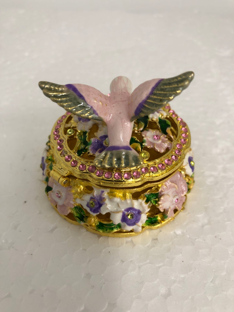 GOLD METAL W/ HUMMINGBIRD PINK/PURPLE FLOWERS TRINKET BOX.