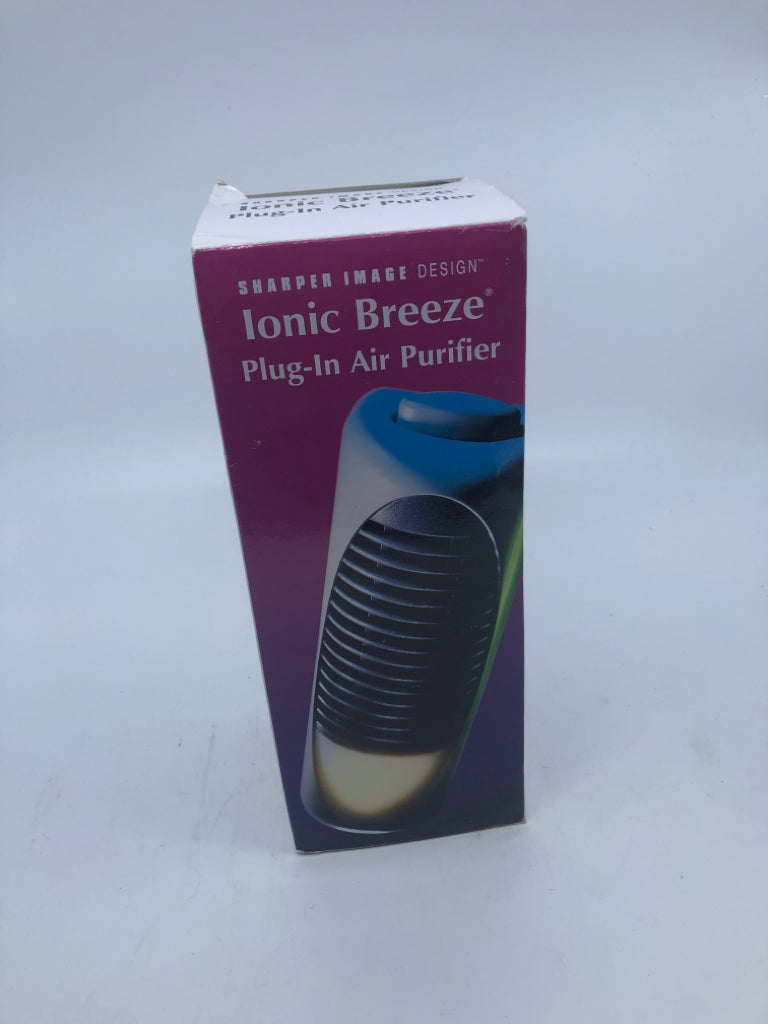 NIB IONIC BREEZE PLUG-IN AIR PURIFIER.